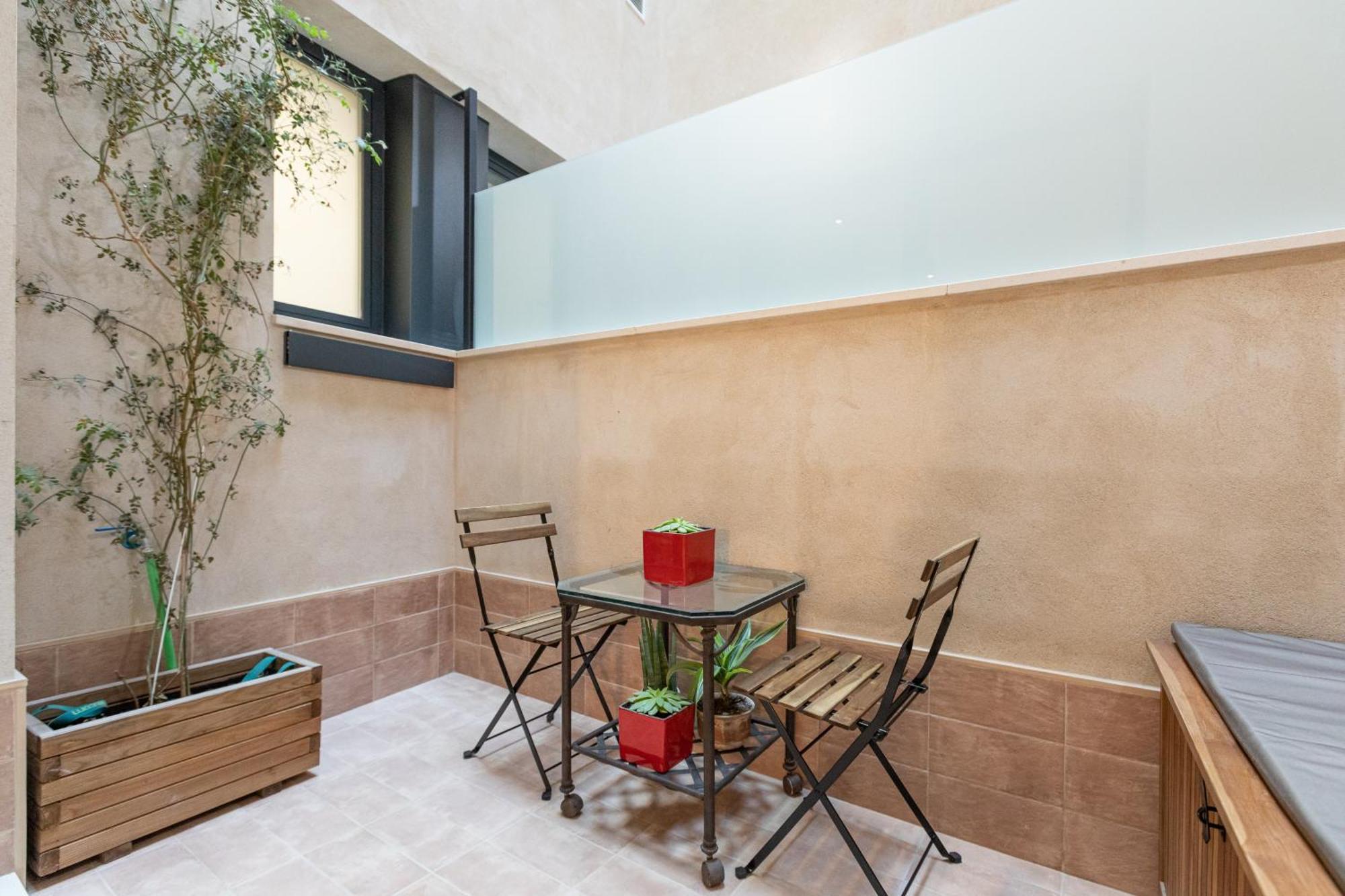 Berenguela Setas Lofts Apartment Sevilla Bagian luar foto